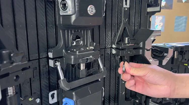 rental flexible cabinet vertical connection